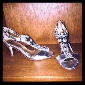 Antonio Melanie Heels